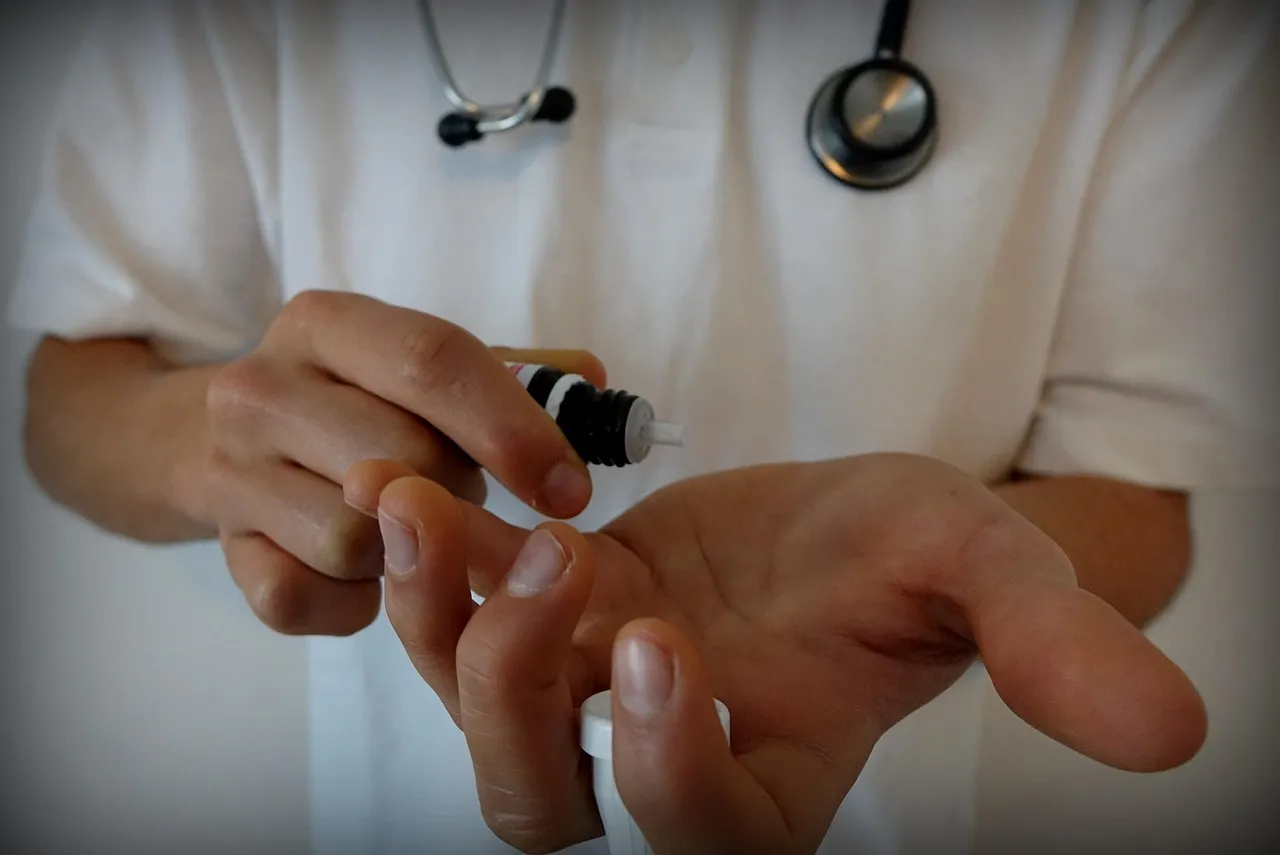 Can Taking Extra Antibiotics Make Up for Missed Doses