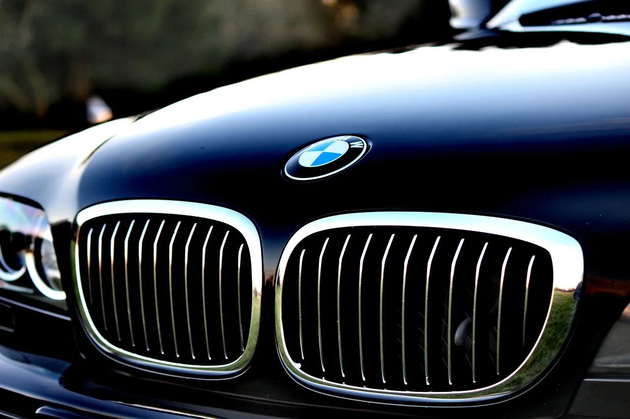 Exploring The Features Of Supercarros RD: